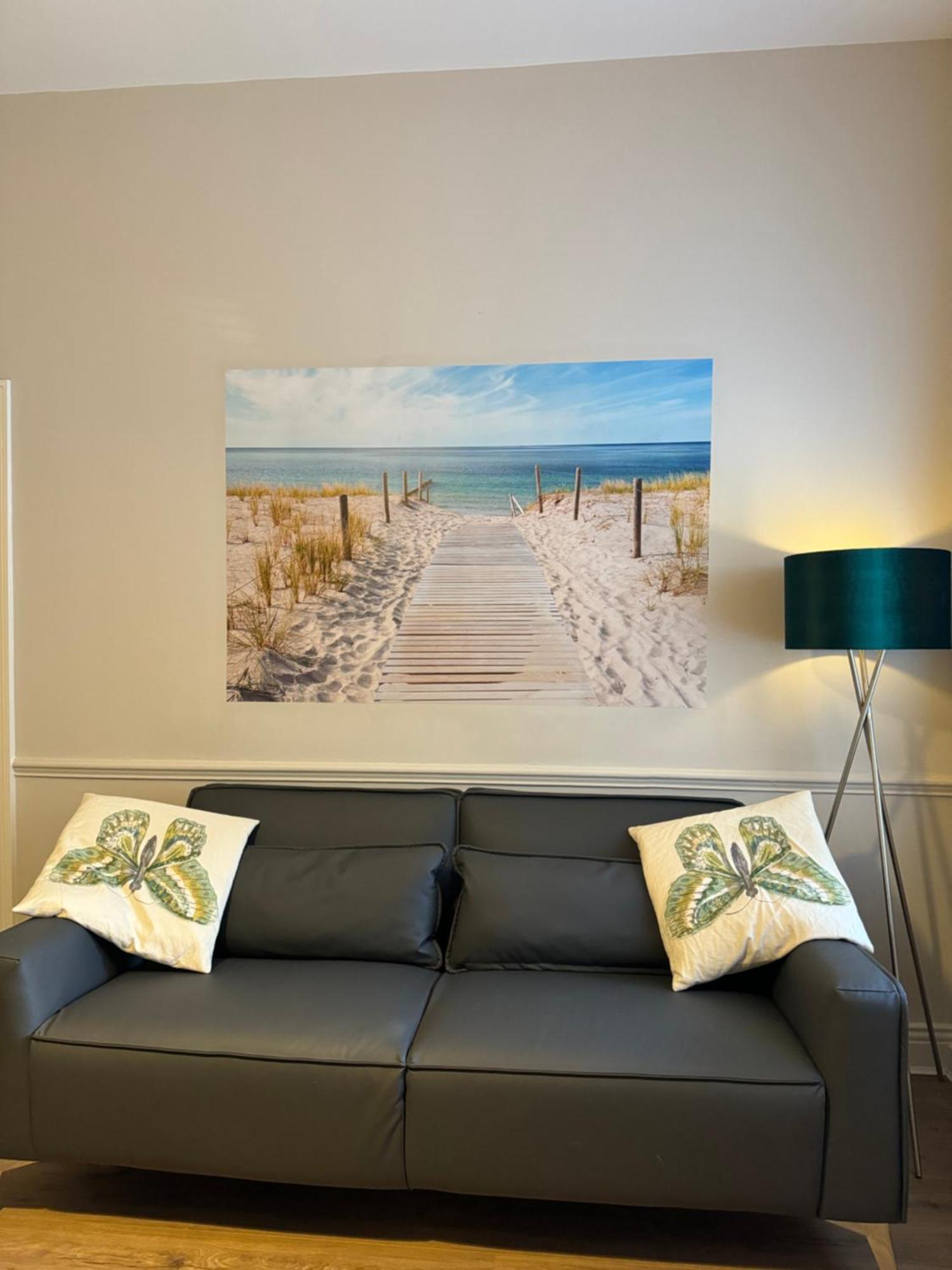 Rockcliffe Retreat, Stylish Coastal Apartment 위틀리베이 외부 사진